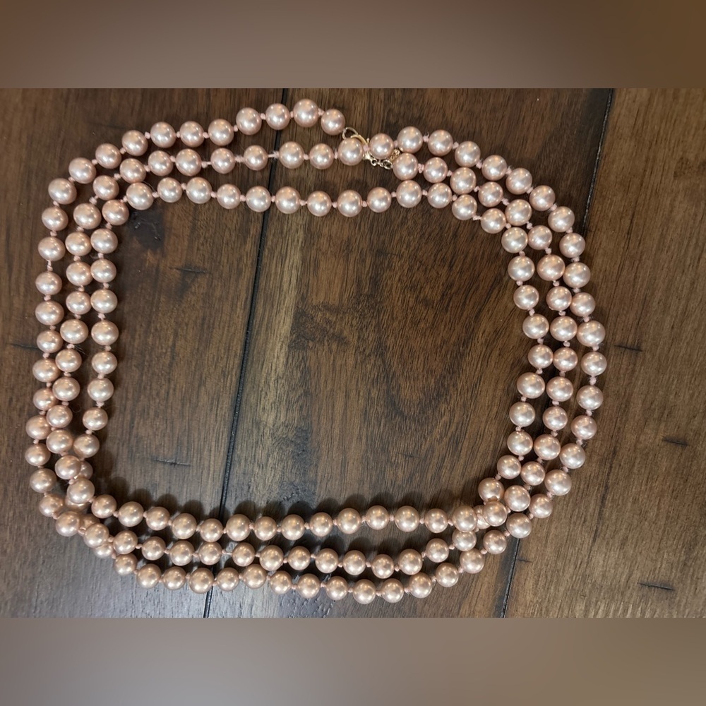 Monet Vintage Glass Pearl Necklace